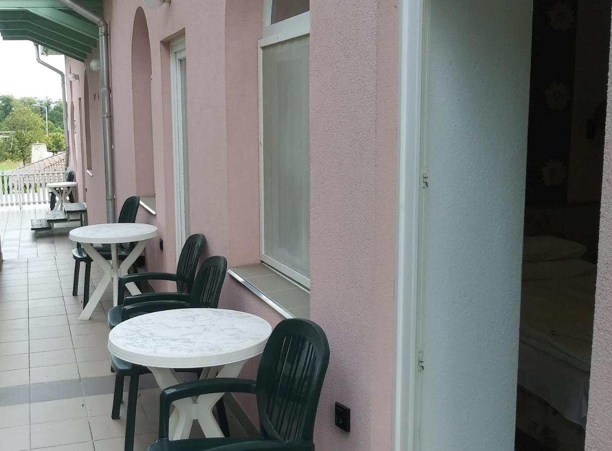 Korona Panzio Bed and Breakfast Balatonfüred Esterno foto